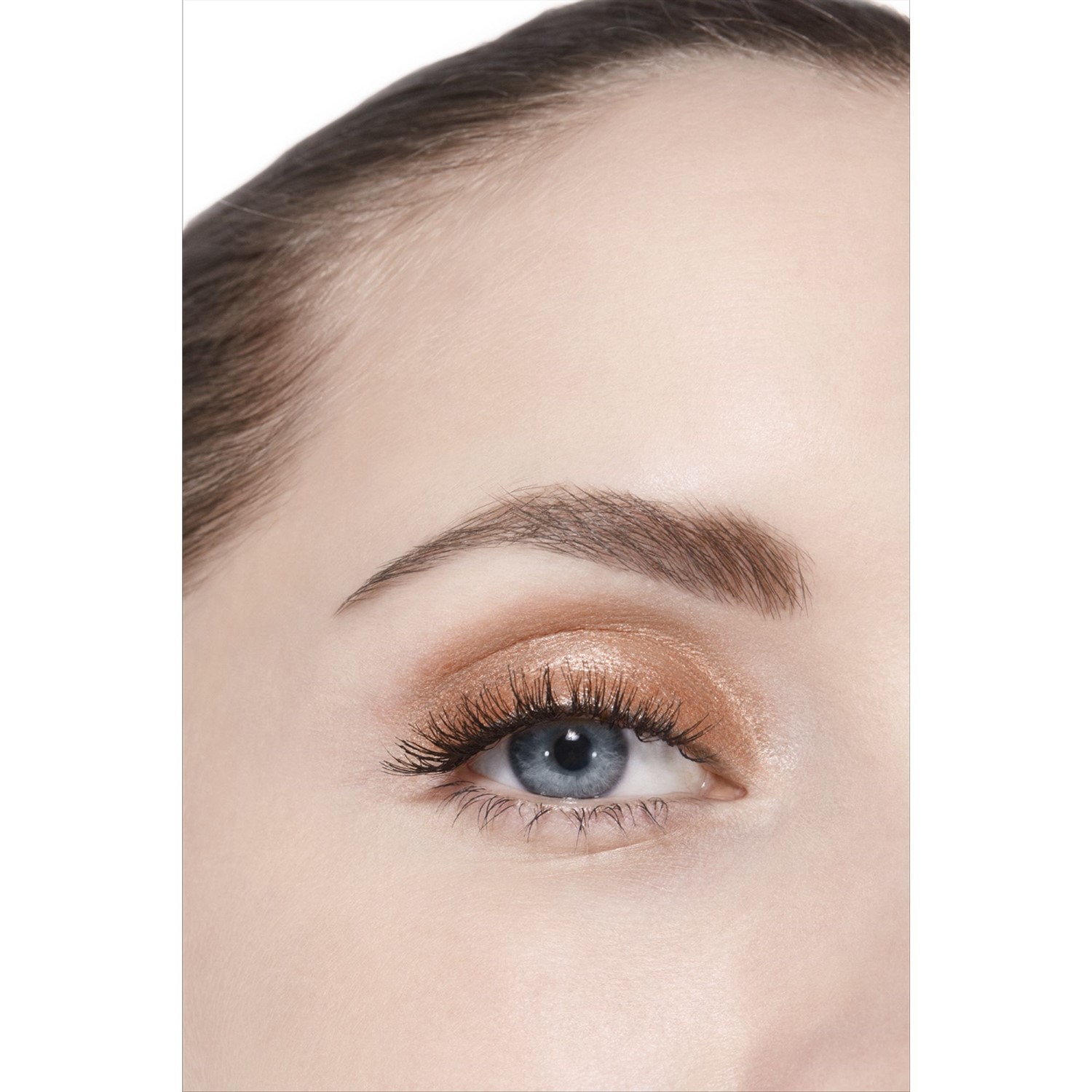 SOMBRA DE OJOS MULTIUSOS DE LARGA DURACIÓN